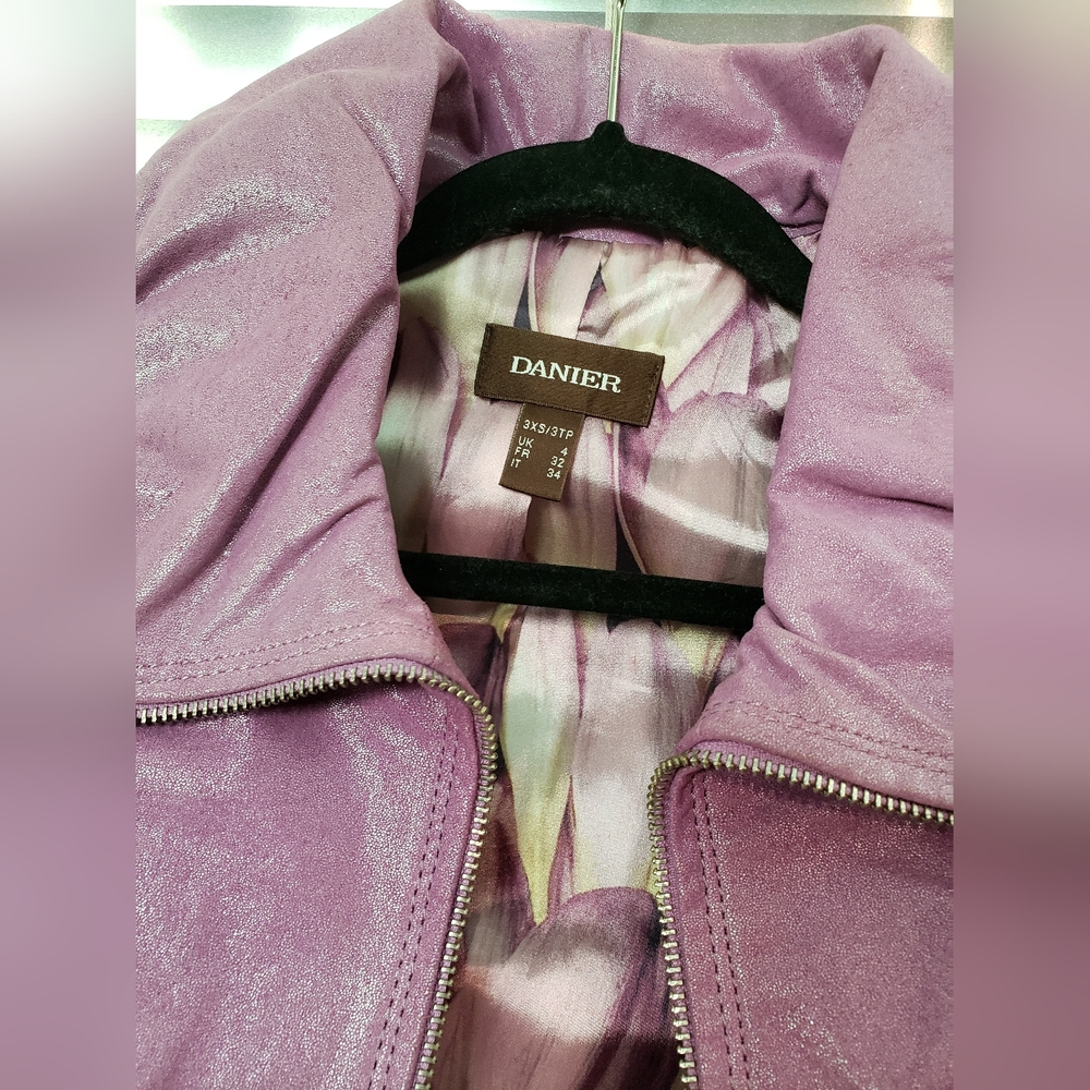 Danier Leather Jacket - Picture 13 of 16